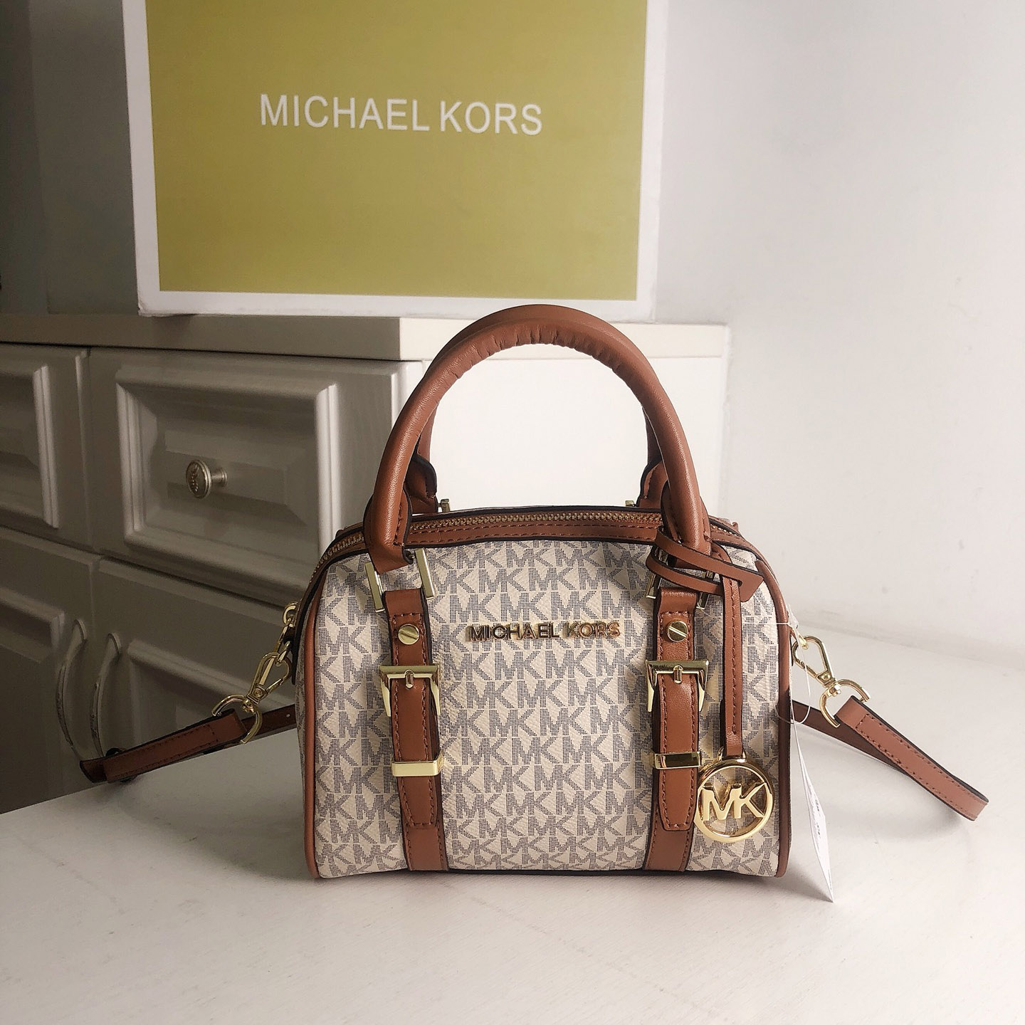 New Michael Kors Women Luxury  - Travel Accessories Luxury ulasan dan harga