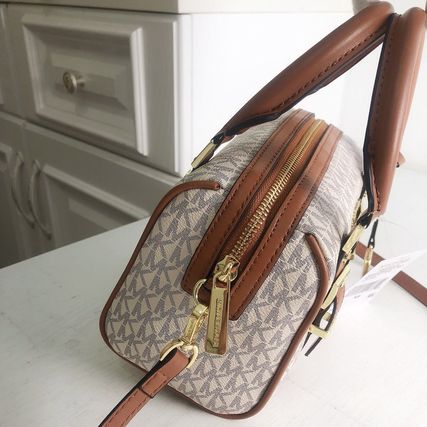 New Michael Kors Women Luxury  - Travel Accessories Luxury ulasan dan harga