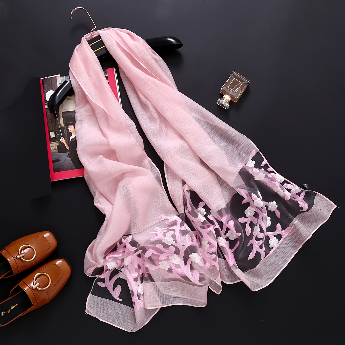 Elegant long shawl scarf - Lig - Travel Accessories Luxury ulasan dan harga