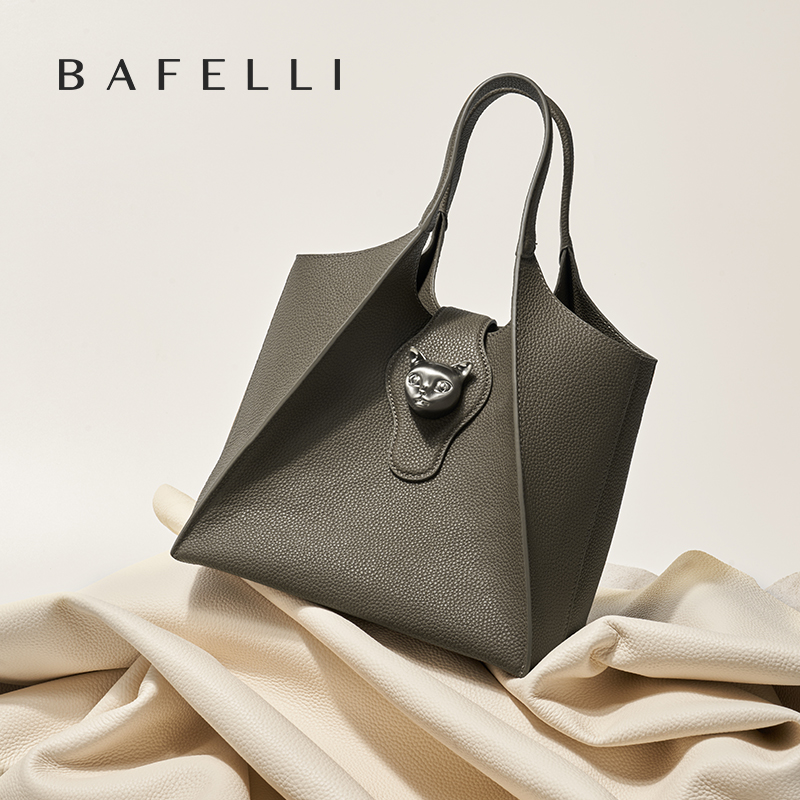 BAFELLI 2026 WOMEN'S HANDBAG T - Travel Accessories Luxury ulasan dan harga