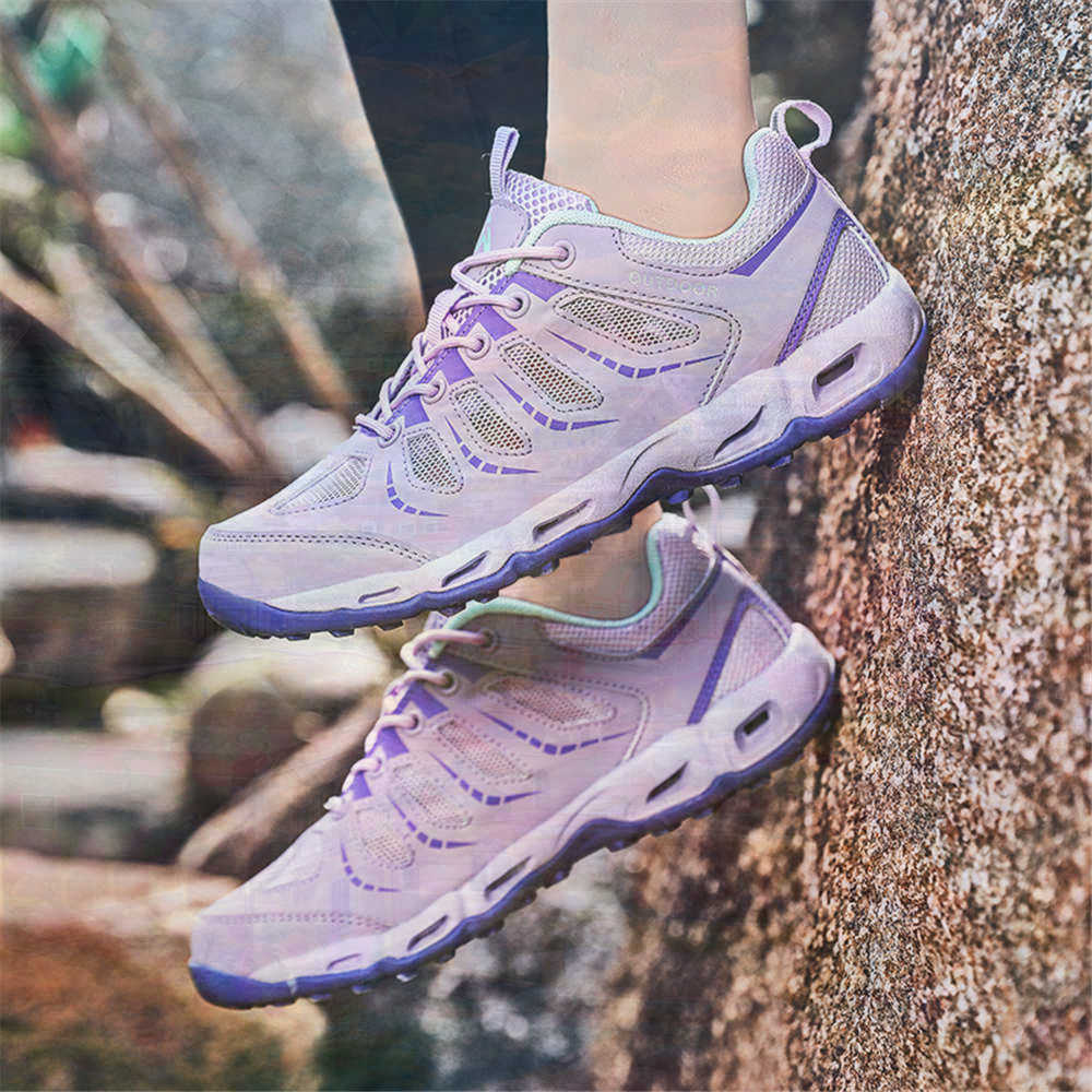 Sumer Round Tip Silver Sneaker - Travel Accessories Overseas ulasan dan harga